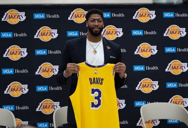 Lakers News: LeBron James, Anthony Davis May Change Jersey Numbers
