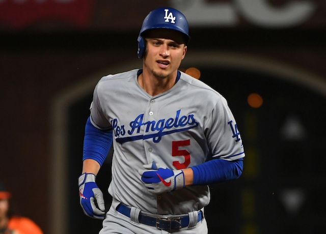 Cody Bellinger, Corey Seager Give Dodgers National League Record For Most  Games With Back-To-Back Home Runs 