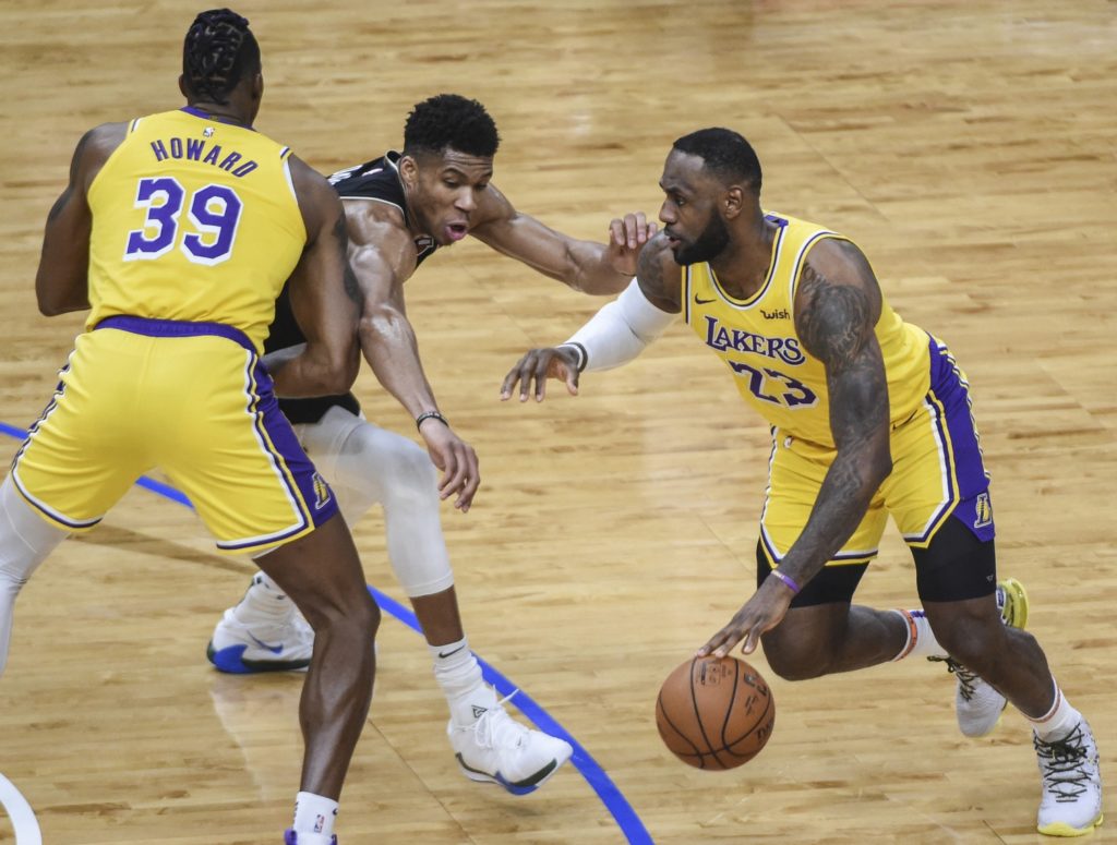 NBA: Los Angeles Lakers at Milwaukee Bucks