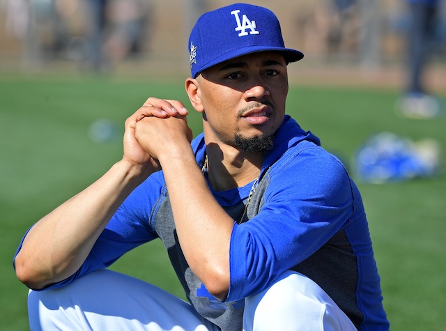 Dodgers News: Adrian Gonzalez Not In Favor Of Beginning 2020