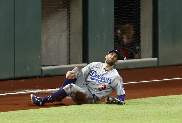 Chris Taylor injury: Dodgers IF/OF hurts right ankle in NLCS Game 5 win -  True Blue LA