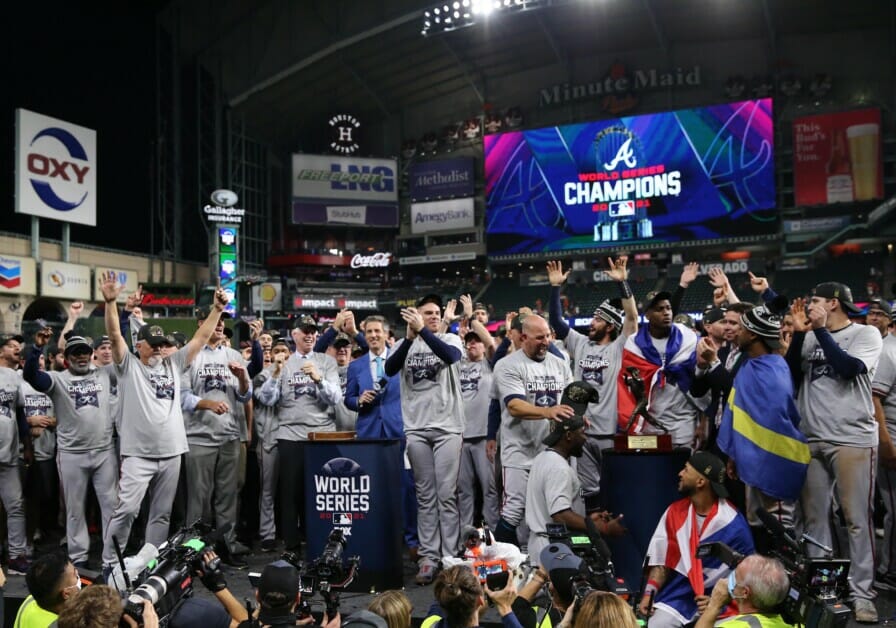 Atlanta Braves Extend Dodgers' World Series Streak To 1 Year Of Tying  Yankees' MLB Record