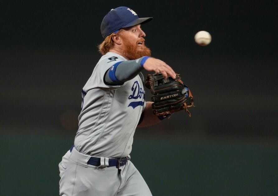 What Pros Wear: Justin Turner's Easton Professional Collection