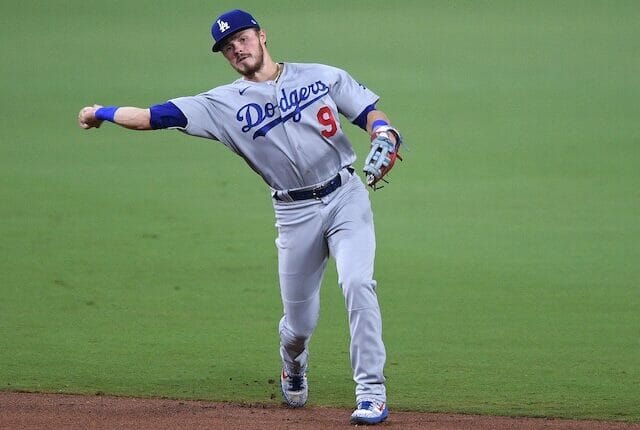 Dodgers: Why is Gavin Lux hitting better when playing shortstop?