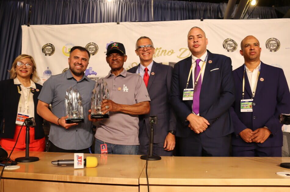 2022 MLB All-Star Game: Manny Mota and Julio Urías recognized by