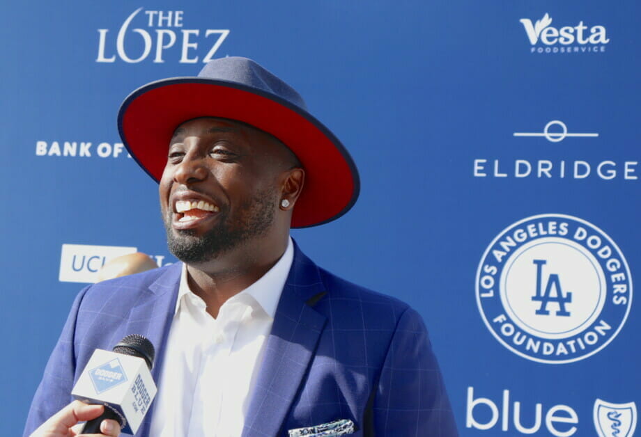 Dontrelle Willis, Eric Karros & Jessica Mendoza Among Dodgers Broadcasters  Returning For 2023