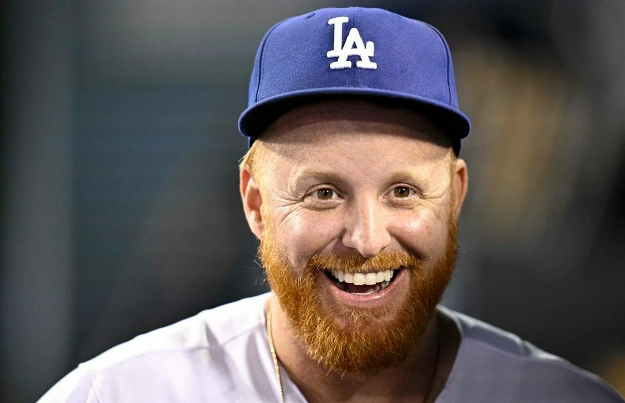 World Series champion Justin Turner becomes Red Sox fan-favorite