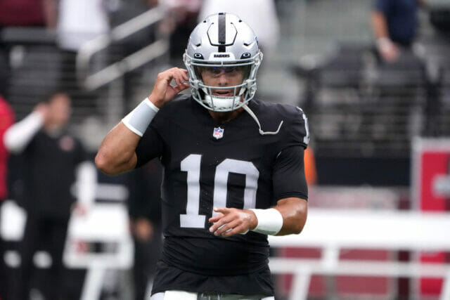 Source - Raiders QB Jimmy Garoppolo out vs. Chargers - ESPN