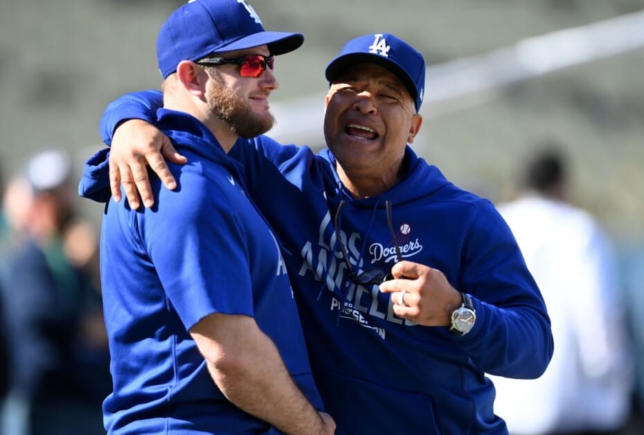 Dodgers might make some changes, but Dave Roberts is staying